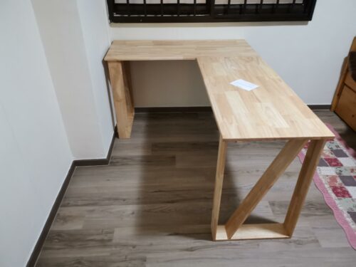 LUX L-Shape Solid Wood Table photo review